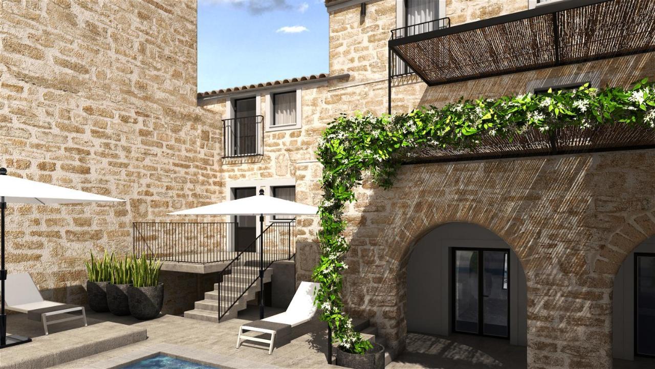 La Cour St Siffret- Uzes Panzió Saint-Siffret Kültér fotó