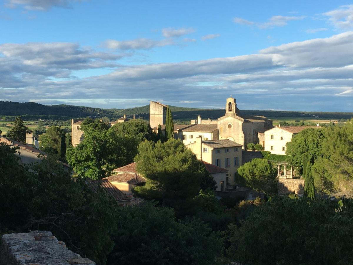 La Cour St Siffret- Uzes Panzió Saint-Siffret Kültér fotó