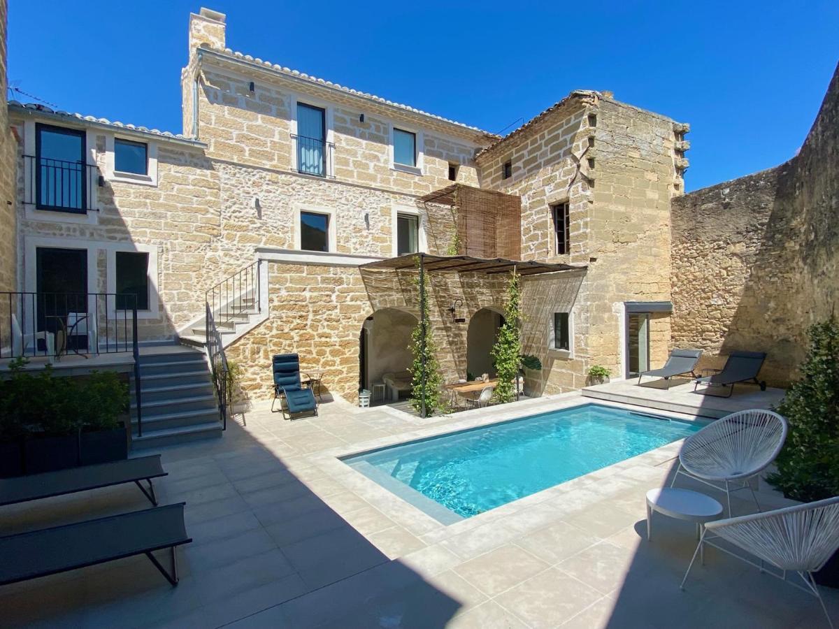 La Cour St Siffret- Uzes Panzió Saint-Siffret Kültér fotó