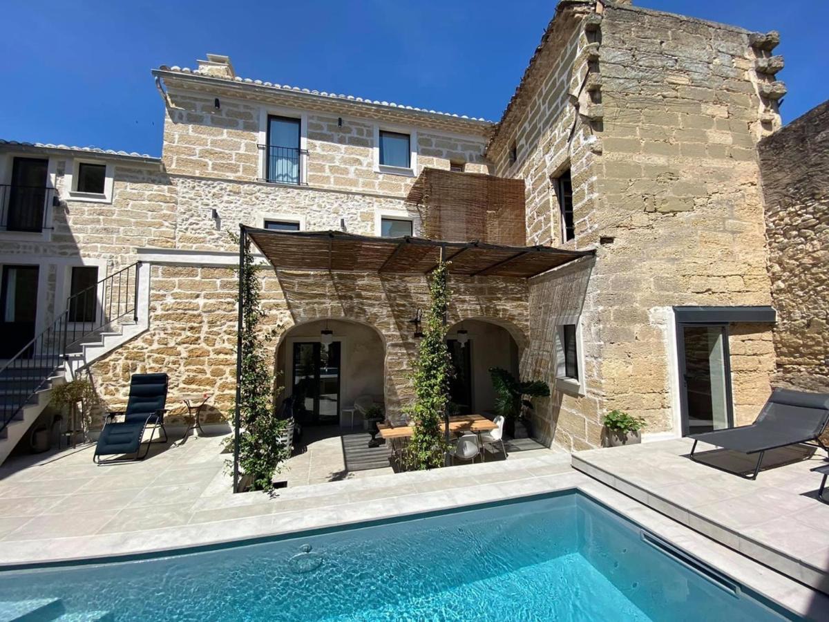 La Cour St Siffret- Uzes Panzió Saint-Siffret Kültér fotó