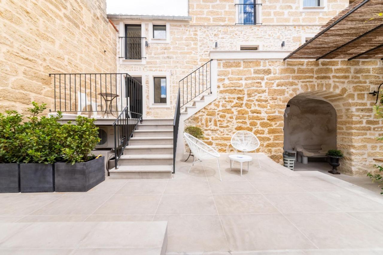 La Cour St Siffret- Uzes Panzió Saint-Siffret Kültér fotó